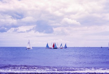 Sea sailing