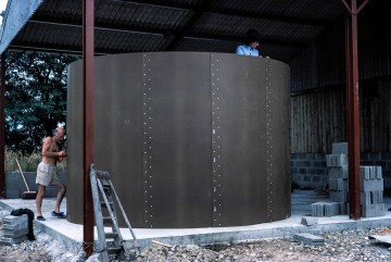 Lodge Farm, Gisslingham. Building the pig store.Mike Blasdale