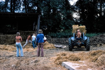 Lodge Farm, Gisslingham. Straw carting, Betty Blasdale, Tony Gawthrop, Janette Gawthrop, Mike Gawthrop