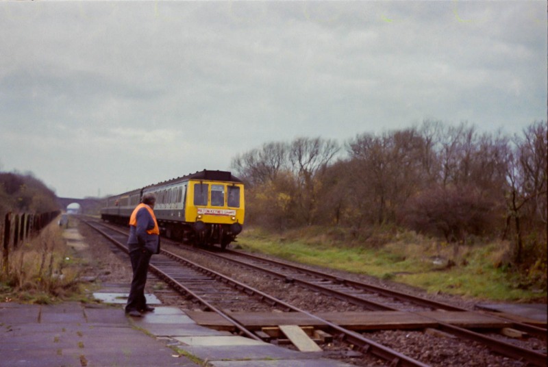 Passenger train from Winslow to Milton Keynes