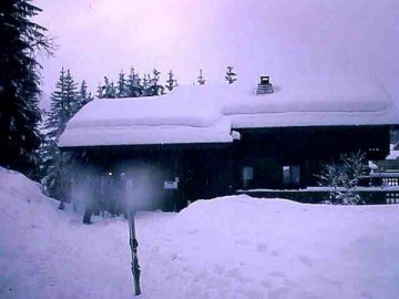 Skiing in Courcheval