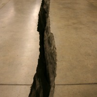 Tate Modern - The Crack