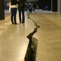 Tate Modern - The Crack