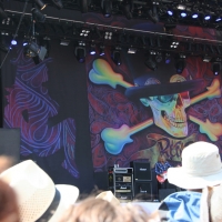 Slash at Pyramid Stage Glastonbury