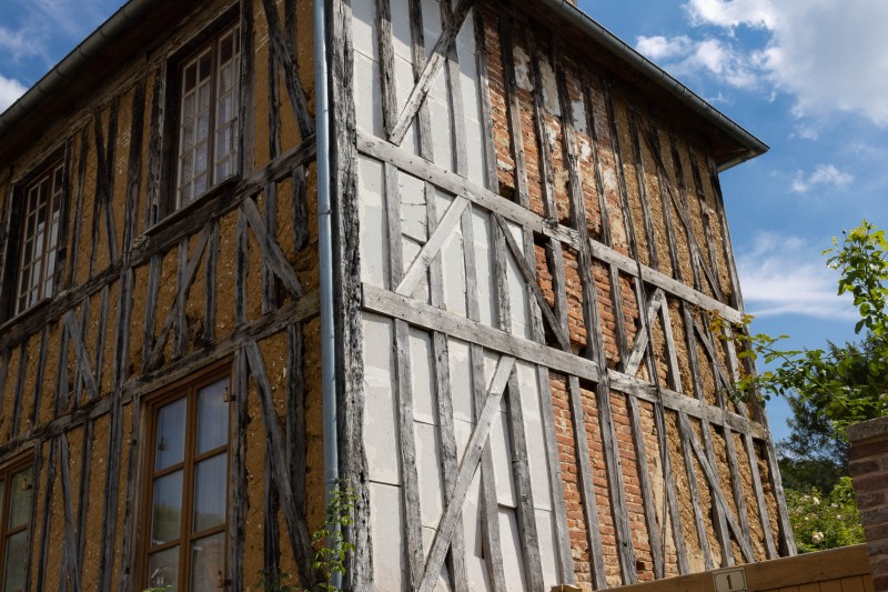 The houses in Le Bec-Hellouin