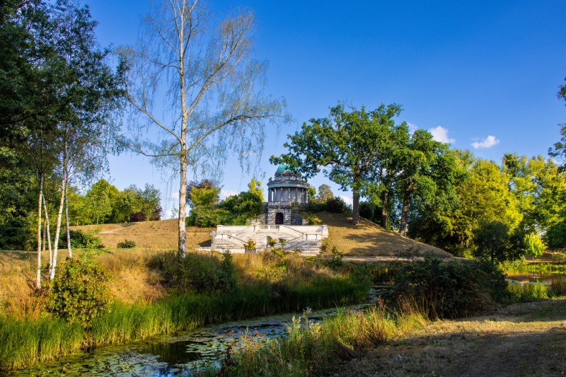 Frogmore House and Gardens, Mausoleum