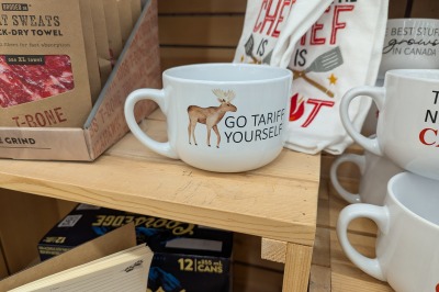 Coffee cups in the Freson supermarket