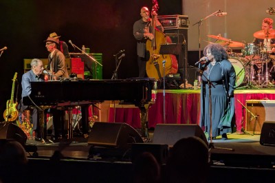 PXL_20251109_215731277