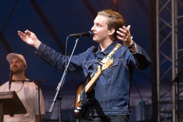 George Ezra