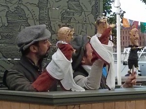 The Julius Caesar puppet show outside The Globe Theatre